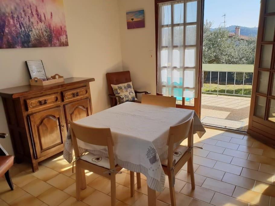 Residence Lou Cigaloun - Ana Location Greoux-les-Bains ภายนอก รูปภาพ