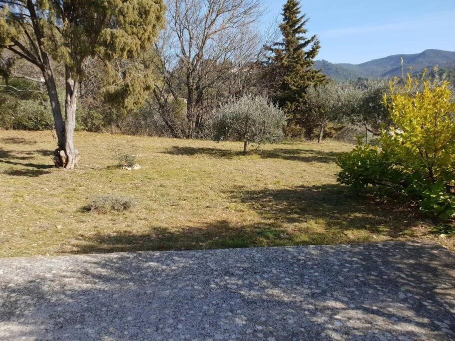 Residence Lou Cigaloun - Ana Location Greoux-les-Bains ภายนอก รูปภาพ