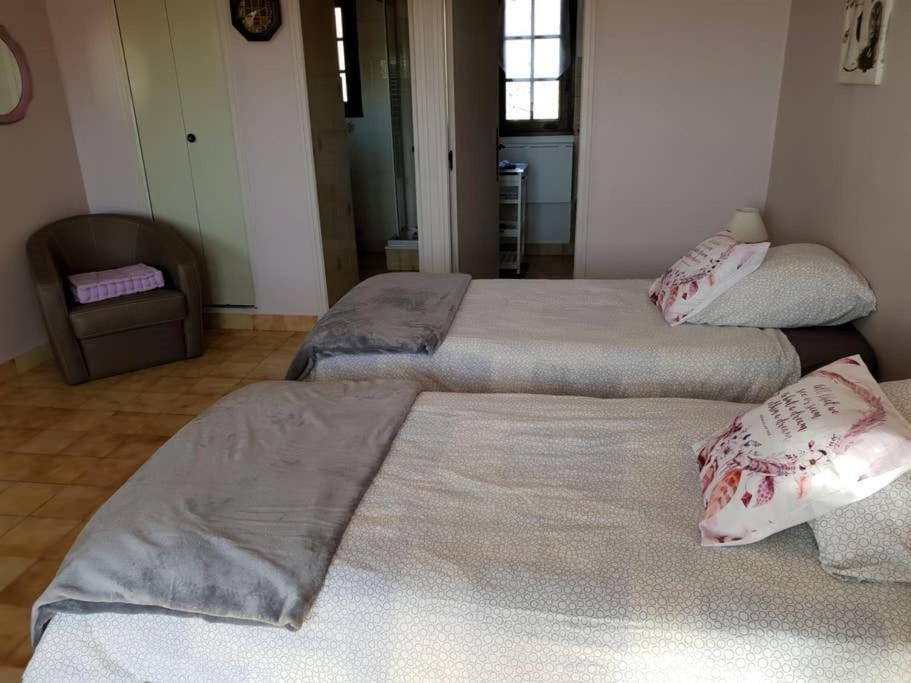 Residence Lou Cigaloun - Ana Location Greoux-les-Bains ภายนอก รูปภาพ