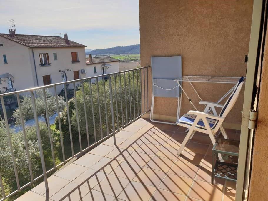 Residence Lou Cigaloun - Ana Location Greoux-les-Bains ภายนอก รูปภาพ